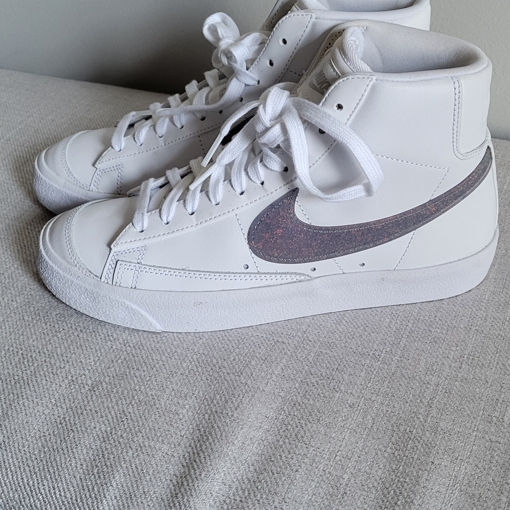 Nike Blazer Mid '77 womens 8.5